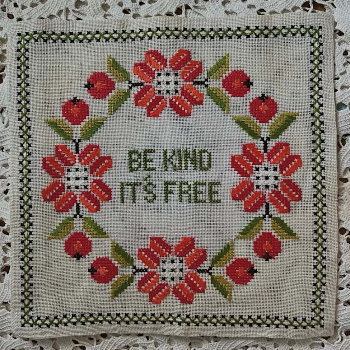 Be Kind it's Free - broderi